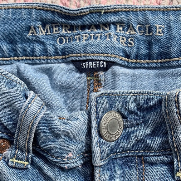 American Eagle Lacey Cut Off Short Jean sz 4 - Picture 3 of 8